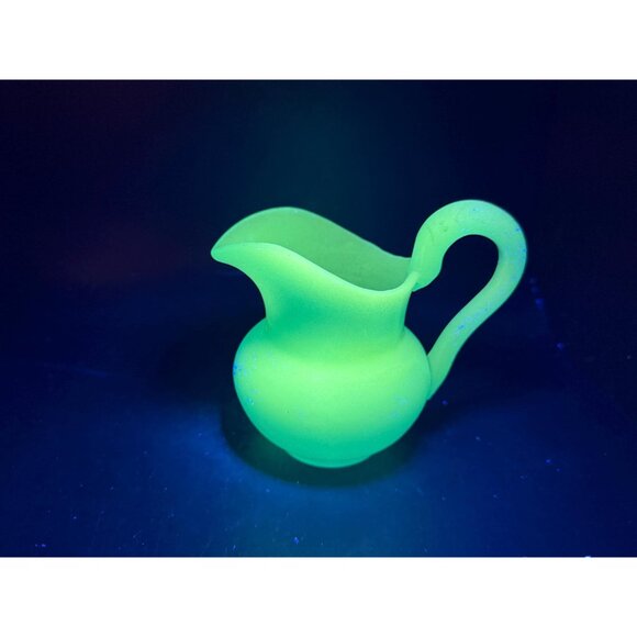 Antique French Opaline Glass Pitcher – Sky Blue, Handblown with Polished Pontil, - Picture 11 of 11